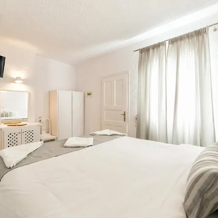 Hotell Artemis 4*